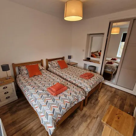 Albert Cottage * Skipton