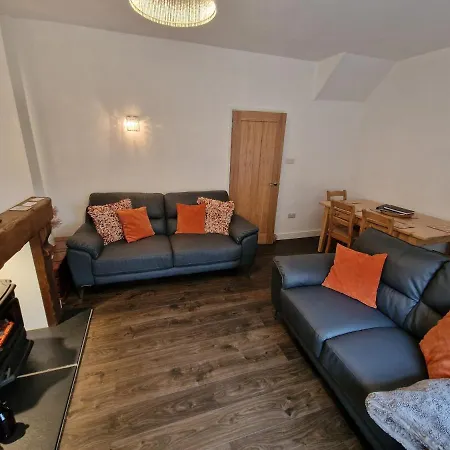 Дом отдыха Albert Cottage *