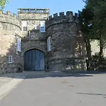 Albert Cottage * Skipton